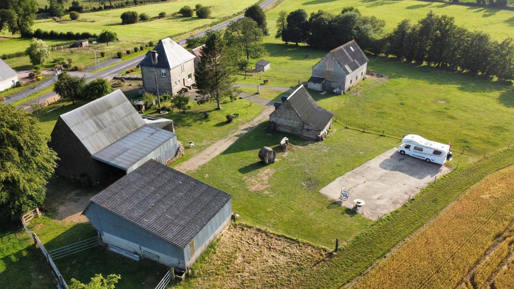 La Billardiere Camping A La Ferme Le Menil-Ciboult Exterior photo
